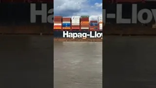 Guayaquil Express von Hapag Lloyd einlaufend in Hamburg