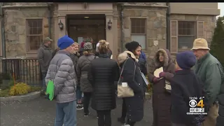 Silicon Valley Bank customers line up to take money out of Wellesley branch