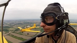 The Art of not crashing into the plane beside you: 1st Formation Debrief - Flight Training VLOG