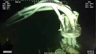 ROV Discovers First Leaks - April 23, 2010 (4x)