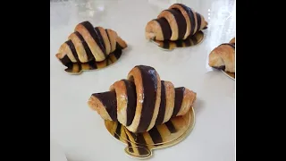 Двухцветные Круассаны с Хрустящей Корочкой. Two-color Croissants with Crispy Crust.