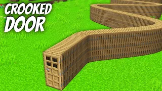 I found a CROOKED DOOR in Minecraft ! What's INSIDE the LONGEST DOOR ?