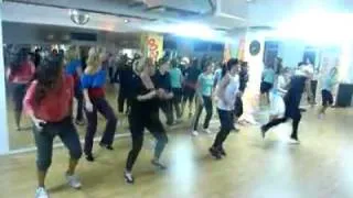 Zumba (r) cu Giani (Oradea) - Destra Shal  Marshall - Love somebody