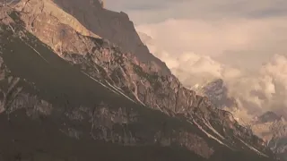 Дорога в Доломитовые Альпы, Италия) Dolomiti, Italia.