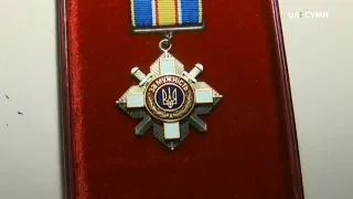 Батькам загиблого бійця з Сумщини передали орден "За мужність" III ступеня