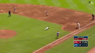 Newcomb makes an incredible play