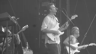 Mac Demarco " Freaking Out the Neighborhood " Rock En Seine Paris 27082017