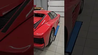 Странный Ferrari с одним зеркалом... #shorts