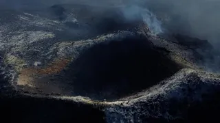 Un año después de la erupción del volcán de La Palma, las victimas siguen esperando ayuda oficial