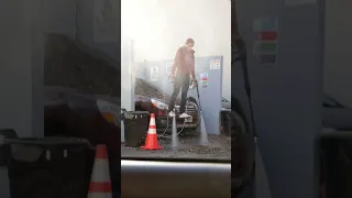 can PRESSURE WASHERS make you fly?