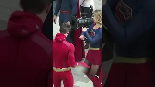 The Flash and Supergirl Dance Off ⚡👊💃🕺