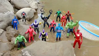 Hunting toys superheroes Avengers & justice league,spiderman,batman,the flash,venom it's so cool 💯💯💯