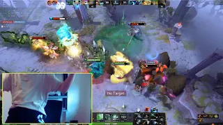 "Suck it!" SaberLight does his move after deleting Miracle's Morphling😂