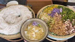 Cambodian Noodles ( Nom Banh Chok Samlor Khmer) / Must Try When Visiting Cambodia