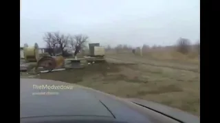 Колонна бронетехники РФ возле Украинской границы Russian armored column near the Ukrainian border