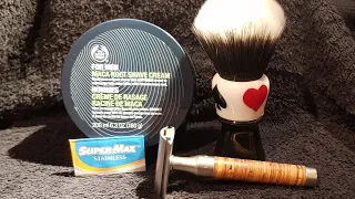 Yaqi Casino Clubs Brush - Muhle Rocca - Body Shop Macca Root