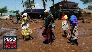 News Wrap: At least 45 killed by flooding in western Kenya