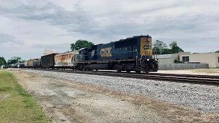 LHF SD70MAC 4573 leads CSX L228-10 SB thru Dunn, NC