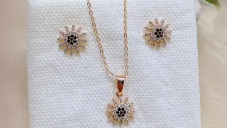 Blossom with Our Beautiful Zarcon 2-Piece Flowers Set Chain Locket