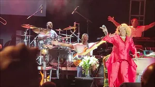 Patti LaBelle  "The Right Kinda Lover" LIVE in Toledo OH - 9/16/2022