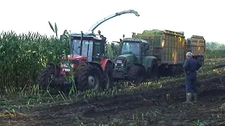 Maïs 2010 Loonbedrijf van Dijck aan het modderen,een Same Antares met lier helpt de wagens erdoor