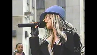 Christina Aguilera "Beautiful" on The Today Show 2002