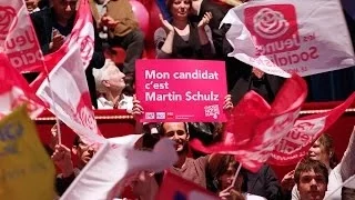 Martin Schulz in Paris: "Zeit für echten Wandel"