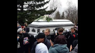 Ужас» близкий мужчина описал, как выглядела в гробу Юлия Началова
