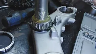 mastorakos: How to replace steering bearing on honda varadero xlv 1000.