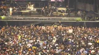 Bruce Springsteen - Twist and Shout with Mom  MetLife Stadium  9/22/12