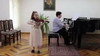 МАРТА КАЛАШЯН (7 лет)  А. Комаровский. Вариации