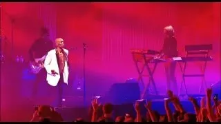 Faithless - Sun To Me (Live at Brixton Academy) (Ministry of Sound TV)