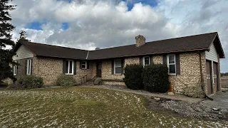 I FOUND THIS CREEPY ABANDONED 1980’s HOUSE IN THE MIDDLE OF NOWHERE **WHERE DID THEY GO?!?!**