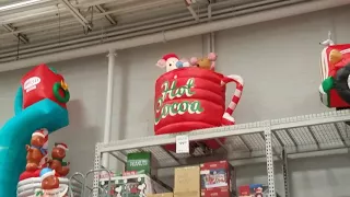 Lowe's Christmas inflatables 2017