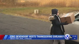 Eric Devendorf hosts Thanksgiving giveaway