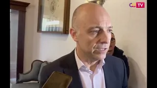 Università a Genova, insulti e proteste contro il rettore Delfino: sospeso il senato accademico