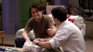 Friends S1 x E12: Joey Teases Ross