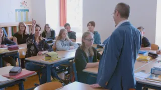 Angstfach Mathe - Die Abrechnung mit der Unterstufe (Dok 1, ORF, 2019/20)