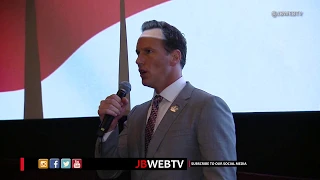 Patrick Wilson Sings National Anthem - Midway Premiere