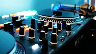 Mix de Clásicos FM (Volumen 83)