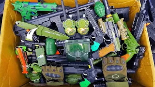 Weapons Box of a Special Unit of the Military Army! Realistic Pistols And Rifles Ready For Attack!!