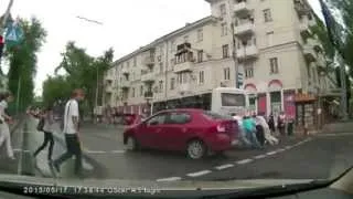 Подборка аварий и ДТП май 2013/2 Car Crash compilation