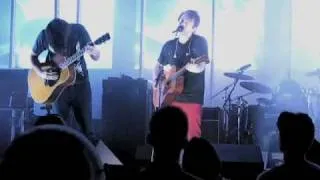 Radiohead Perform Neil Young - Tell Me Why