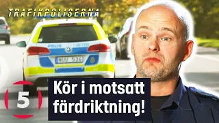 Förare kör i motsatt färdriktning under intensiv biljakt! | Trafikpoliserna | Kanal 5 Sverige