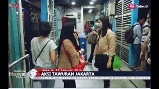 Pengguna Transjakarta di Pasar Rumput Nyaris Jadi Korban Tawuran Warga - BIM 26/02