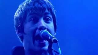 Arctic Monkeys - Brianstorm @ Glastonbury 2007 - HD 1080p