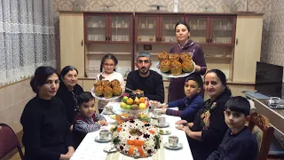 Our guests were shocked to see the stuffed peppers and salad cooked in the dough pot.