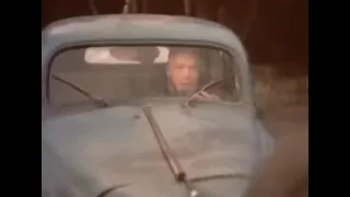 Люми (1991) car crash scene