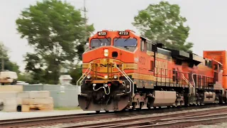 BNSF 4723 (Microsoft Train Simulator) Leading CSX Q171 In Nappanee, IN! 7-15-20