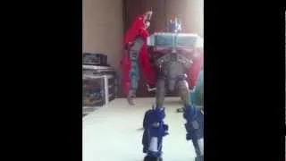 Transformers Prime Optimus Prime (stop motion test)